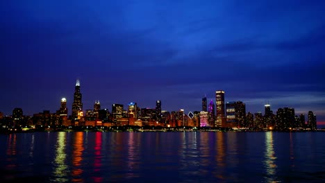 Chicago-Skyline-Reflected-on-the-Lake-at-Sunset-Time-Lapse