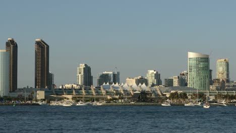 Cityscape-of-San-Diego-downtown,-California,-USA