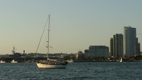 Cityscape-of-San-Diego-downtown,-California,-USA