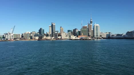 Horizonte-de-la-ciudad-de-Auckland-Waitemata-harbour-Nueva-Zelanda