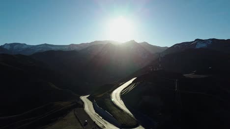 Vuelo-del-abejón-con-el-hermoso-paisaje-de-montaña-en-Marruecos