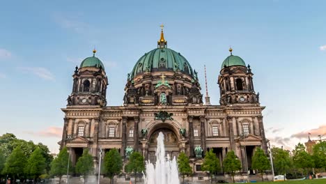 Berlin-Deutschland-Zeitraffer-4K,-Stadt-Skyline-Zeitraffer-am-Berliner-Dom-(Berliner-Dom)