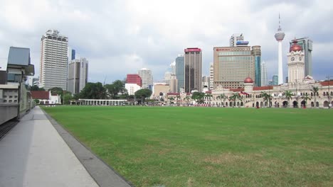 Plaza-de-la-Merdeka-(Dataran-Merdeka),-Kuala-Lumpur,-Malasia