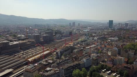 Sonntags-zurich-Innenstadt-Hauptbahnhof-Luftbild-4k-Schweiz