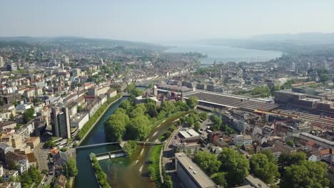 Sommertag-zurich-Innenstadt-Luftpanorama-4k-Schweiz