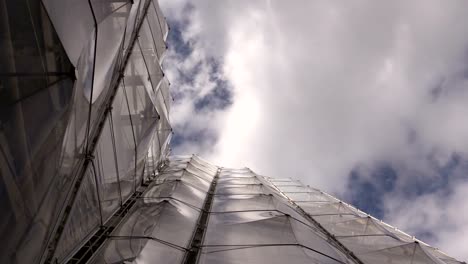 office-building-against-the-sky-in-Hamburg