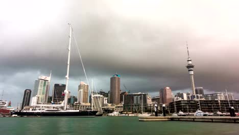 Lapso-de-tiempo-centro-de-la-ciudad-y-el-puerto-de-Auckland,-Nueva-Zelanda.