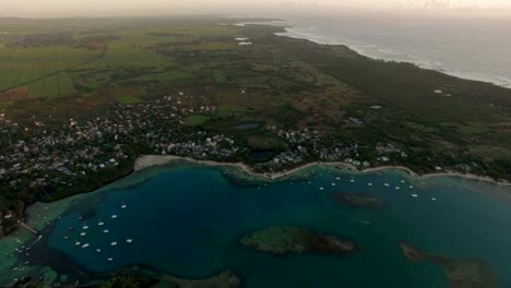 Mauritius,-Luftaufnahme-von-Küste-und-Festland