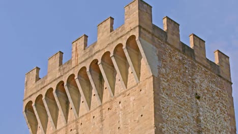 view-of-the-porta-san-niccolo-in-Florence,-Italy