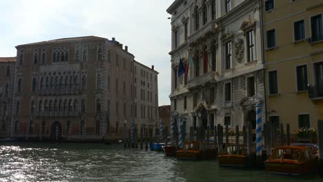 italy-summer-day-venice-grand-canal-road-trip-ship-ride-panorama-4k