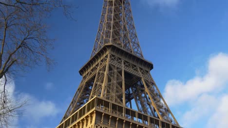 Francia-día-soleado-de-invierno-ciudad-de-París-panorama-de-eiffel-torre-Parque-vista-4k