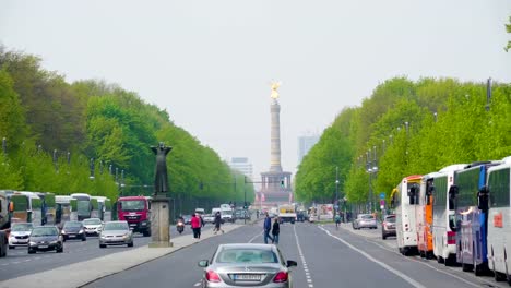 Vista-del-paisaje-urbano-de-la-ciudad-de-Berlín-en-Alemania