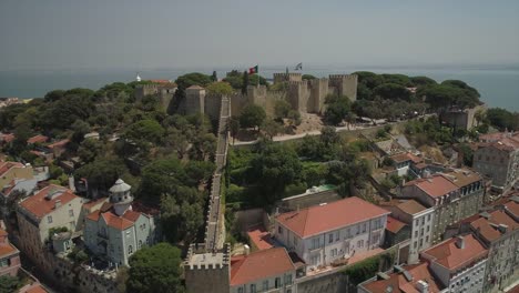 Portugal-día-soleado-Lisboa-famoso-saint-george-Castillo-aéreo-panorama-4k