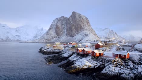 Hamnoy-village-on-Lofoten-Islands,-Norway