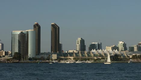 Cityscape-of-San-Diego-downtown,-California,-USA