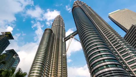 Malaysia-Cityscape-4K-Time-Lapse-(zoom-out)