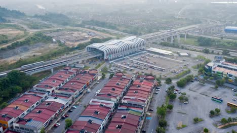 Sunrise-hyperlapse-of-LRT-station