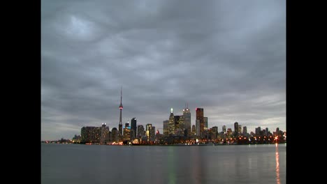 Timelapse-Toronto-horizonte