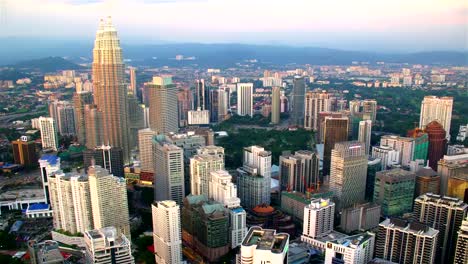 Kuala-Lumpur-bei-Sonnenuntergang,-timelapse