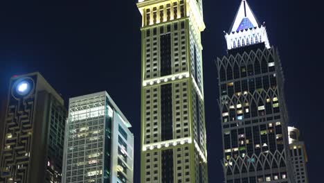 Centro-de-dubai-de-luz-de-noche-lapso-de-tiempo