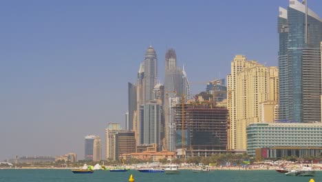 VAE-Dubai-Marina-Strand-Gebäude-Panorama-\"-4-k