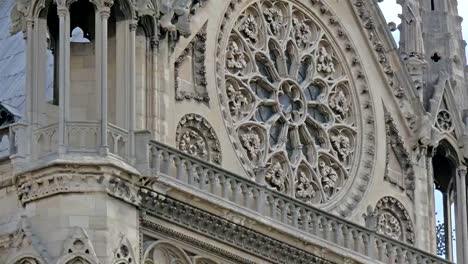 The-very-detailed-architecture-of-the-cathedral