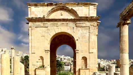 Römische-Ruinen-in-der-jordanischen-Stadt-Jerash-(Gerasa-der-Antike),-die-Hauptstadt-und-größte-Stadt-Jerash-Governorate,-Jordanien