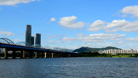 Ciudad-de-Seúl-y-Torre-Namsan-de-Seúl,-Corea-del-sur