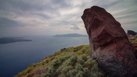 panorama-de-la-costa-de-mañana-luz-santorini-isla-volcán-Cerro-4-tiempo-k-caer-Grecia