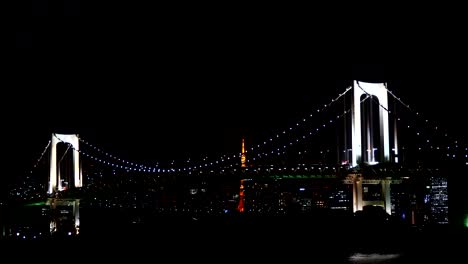 Regenbogen-Brücke-Odaiba-japan