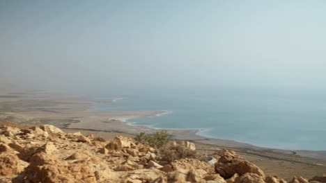 Wüste-bestaunen-am-Toten-Meer-in-Israel