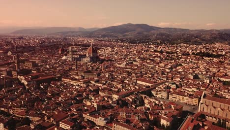 Drone-aéreos-material-de-archivo-de-vídeo---vista-panorámica-de-Florencia