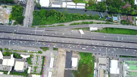 Aeiral-Szene-von-mehreren-Lane-Autobahn-Verkehr-in-der-Rush-Hour,-4k-video