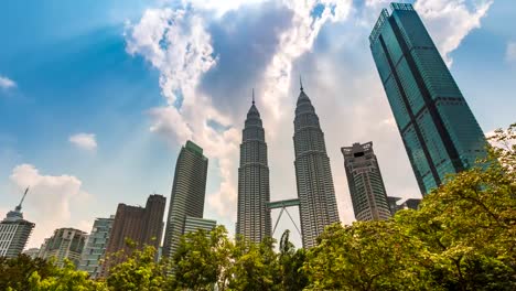 Malaysia-Cityscape-4K-Time-Lapse-(zoom-out)