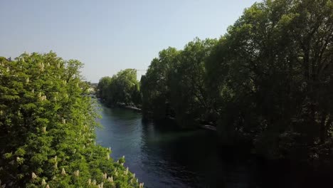 día-soleado-zurich-ciudad-río-Bahía-parque-aéreo-Suiza-panorama-4k