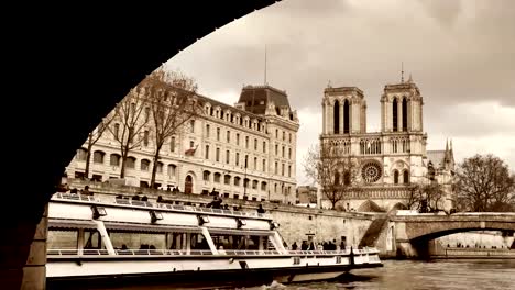 Kathedrale-Notre-Dame,-Paris,-Frankreich