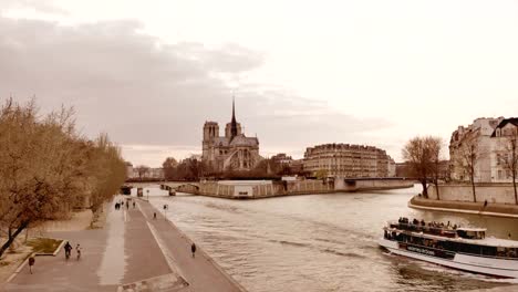 Notre-Dame-Cathedral,-Paris,-France