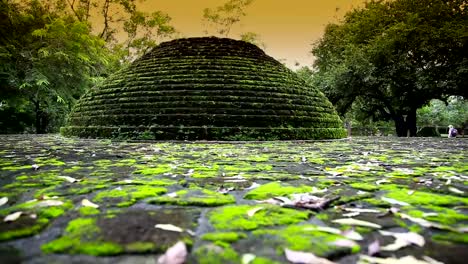 Polonnaruwa-ancient-city