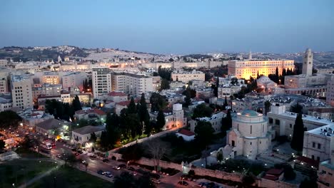 La-noche,-vista-aérea-con-la-antigua-muralla-de-la-ciudad,-Jerusalén,-Israel