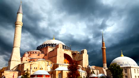 Hagia-Sophia-in-Istanbul.-Die-Welt-berühmten-Denkmal-der-byzantinischen-Architektur.