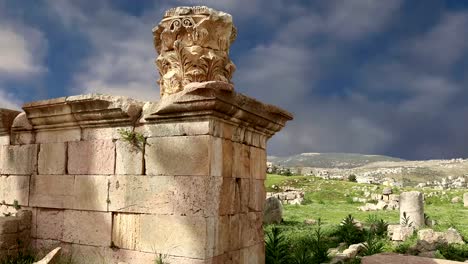 Römische-Ruinen-in-der-jordanischen-Stadt-Jerash-(Gerasa-der-Antike),-die-Hauptstadt-und-größte-Stadt-Jerash-Governorate,-Jordanien