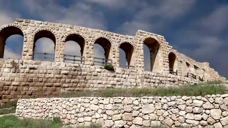 Römische-Ruinen-in-der-jordanischen-Stadt-Jerash-(Gerasa-der-Antike),-die-Hauptstadt-und-größte-Stadt-Jerash-Governorate,-Jordanien