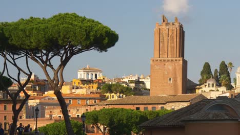 Italia-verano-día-Roma-ciudad-paisaje-puesta-de-sol-en-la-azotea-torre-panorama-4k