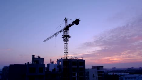 Uno-de-los-muchos-sitios-de-construcción-en-Beijing.-4k-Timelapse