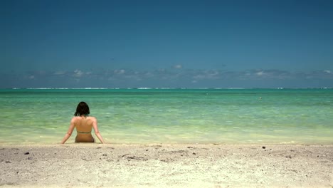 Young-Woman-and-the-Endless-Ocean