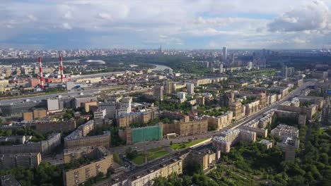 Russland-sonnigen-Sommer-Tag-berühmten-Moskauer-Stadtbild-Fluss-aerial-Panorama-4k