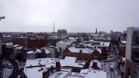 Dublin-Stadtbild-mit-Schnee-Dach