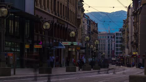 der-Schweiz-Sonnenuntergang-Licht-Genf-Stadtbild-Verkehr-Straße-Panorama-4k-Zeitraffer