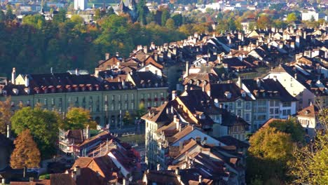 Aerial-view-of-city-with-Minster-gothic-cathedral,-Bern,-Switzerland