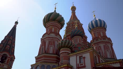 Moskau.-Rotes-Quadrat.-Die-Ansichten-der-Basilius-Kathedrale.